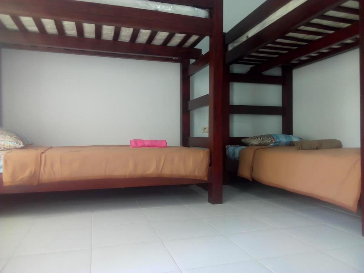 Ariata Arya Hostel Kuta  Dış mekan fotoğraf