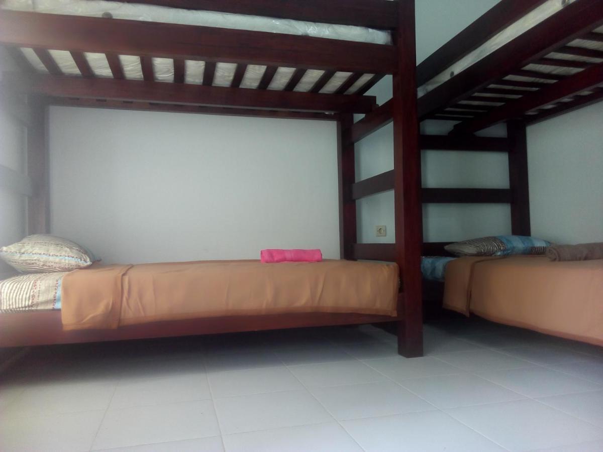 Ariata Arya Hostel Kuta  Dış mekan fotoğraf