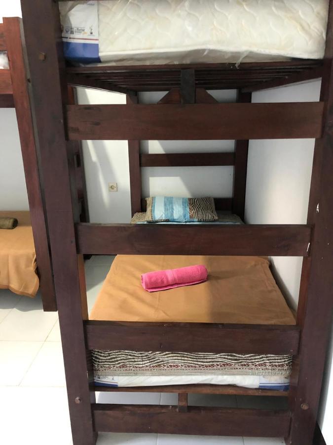 Ariata Arya Hostel Kuta  Dış mekan fotoğraf